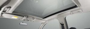 fitur-mitsubishi-outlander-sport-panoramic-glass-roof