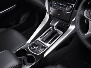 interior-perseneling-all-new-mitsubishi-pajero-sport