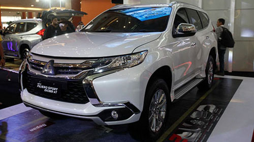 Desain bagian depan Mitsubishi Pajero Sport Exceed 4x2 AT 2018