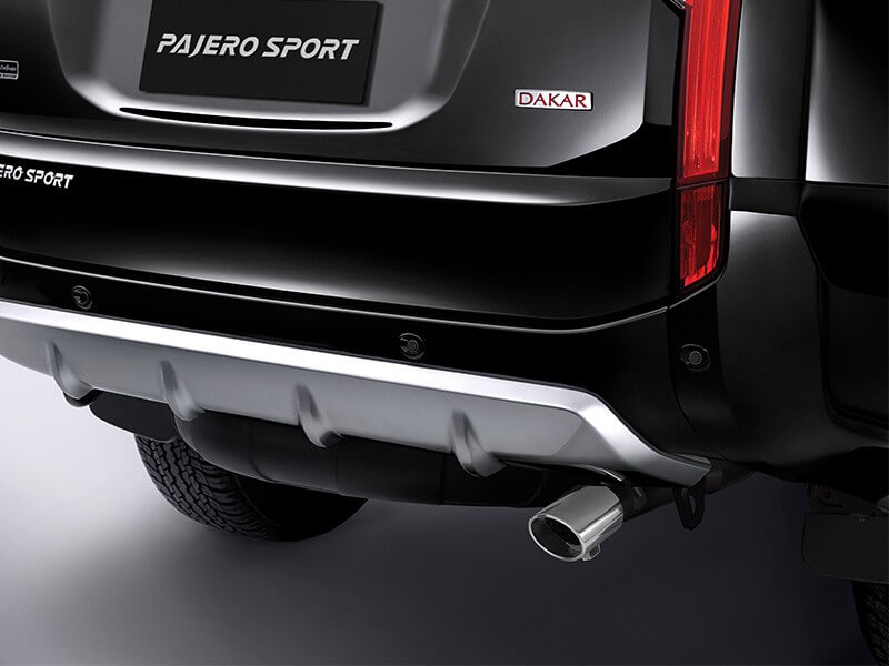 Mitsubishi Pajero Sport Rockford Fosgate-bumper-belakang