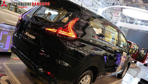 belakang-mitsubishi-xpander-gls-at-2018