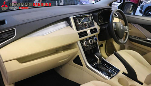 dasboard-mitsubishi-xpander-gls-at-2018