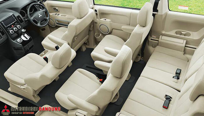 Kursi Mitsubishi delica